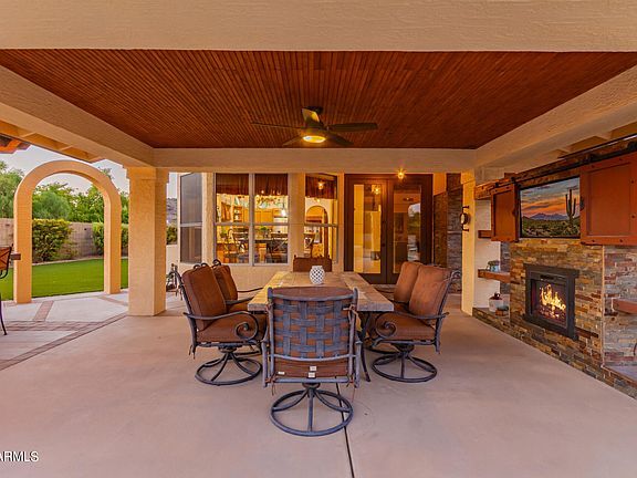 4th image of 4649 W DESERT HOLLOW Drive