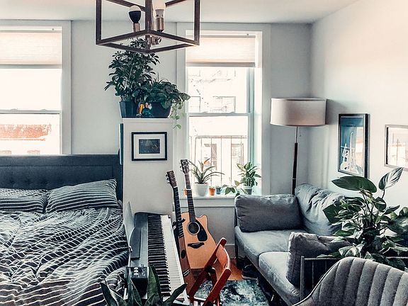2nd image of 774 Franklin Ave #2D