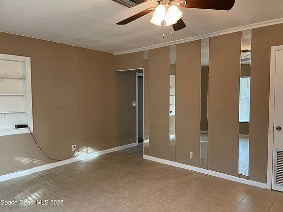 2nd image of 1921 Park Ave