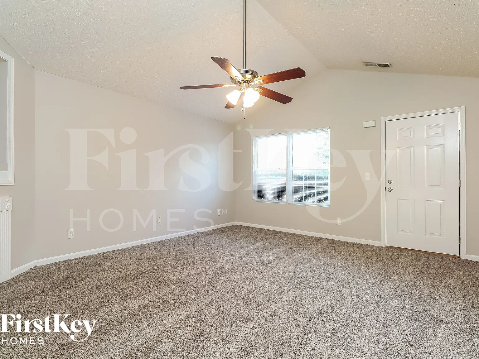 3 bed, 2.0 bath, 1668 sqft, $1,850 — Photo 2