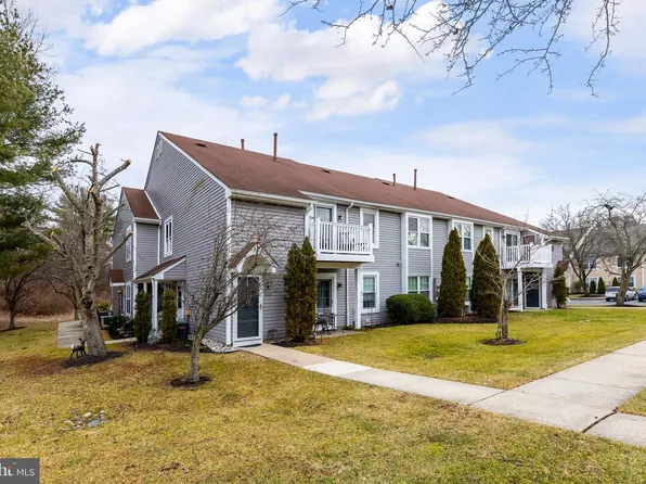 628 Yorkshire Ct, Sewell, NJ 08080