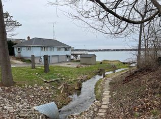 3727 Hunt Rd, Lapeer, MI 48446