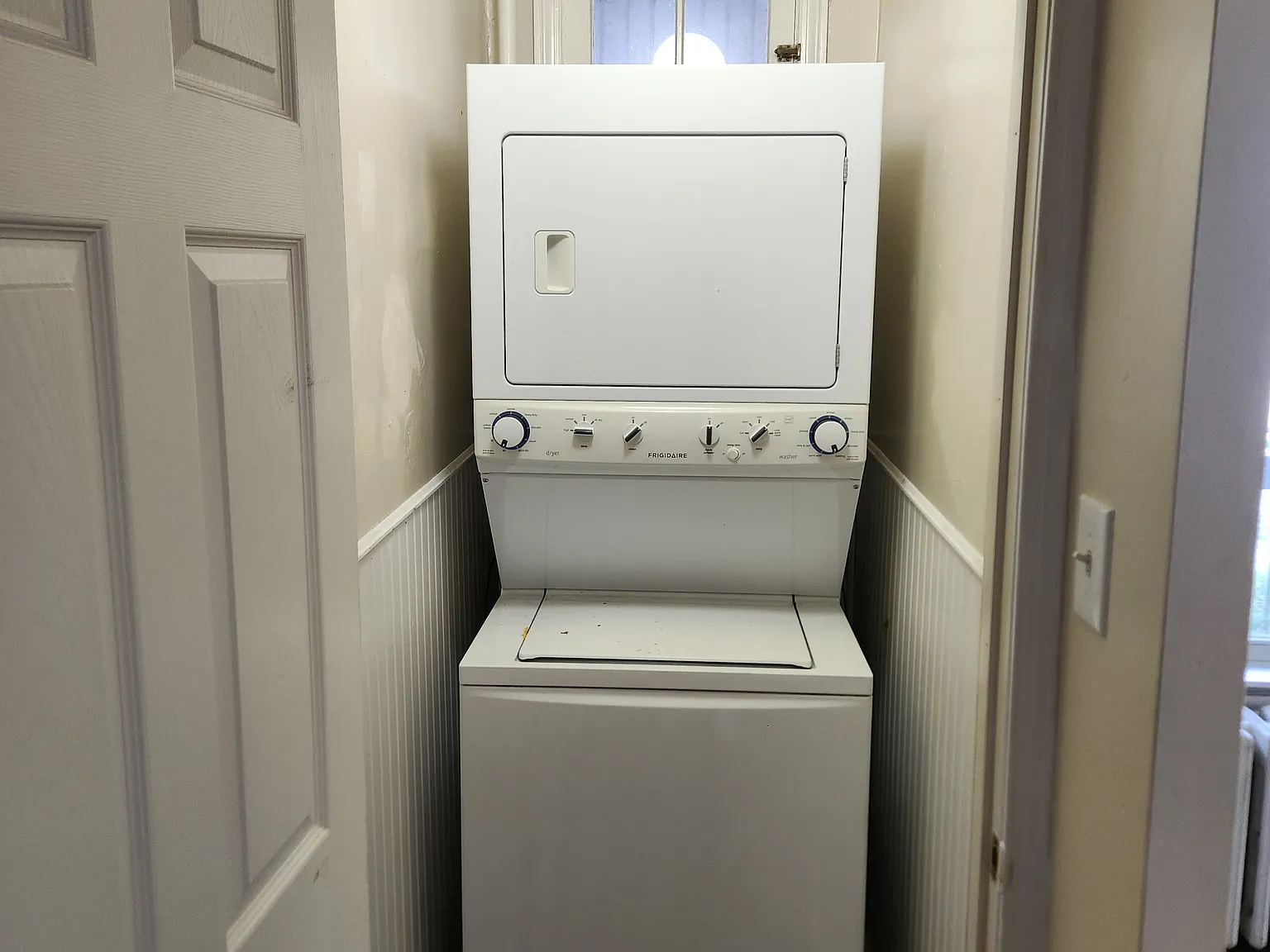 2 bed, $1,375 — Photo 2