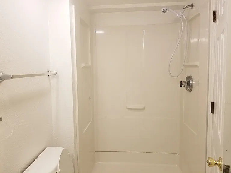 2 bed, 1.0 bath, 840 sqft, $1,150 — Photo 11