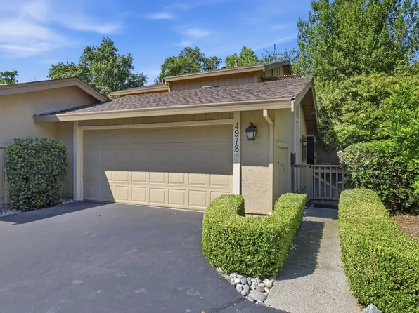 4978 Village Oaks Dr, Rocklin, CA 95677
