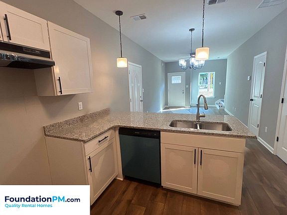 2nd image of 2930 Spottswood Ave