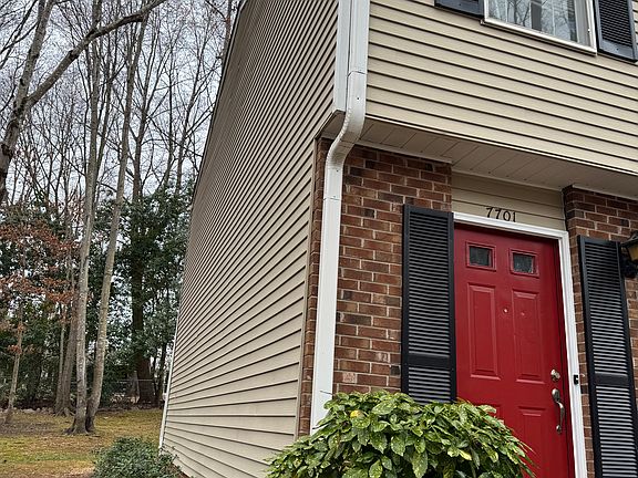 3rd image of 7701 Ohmann Ct