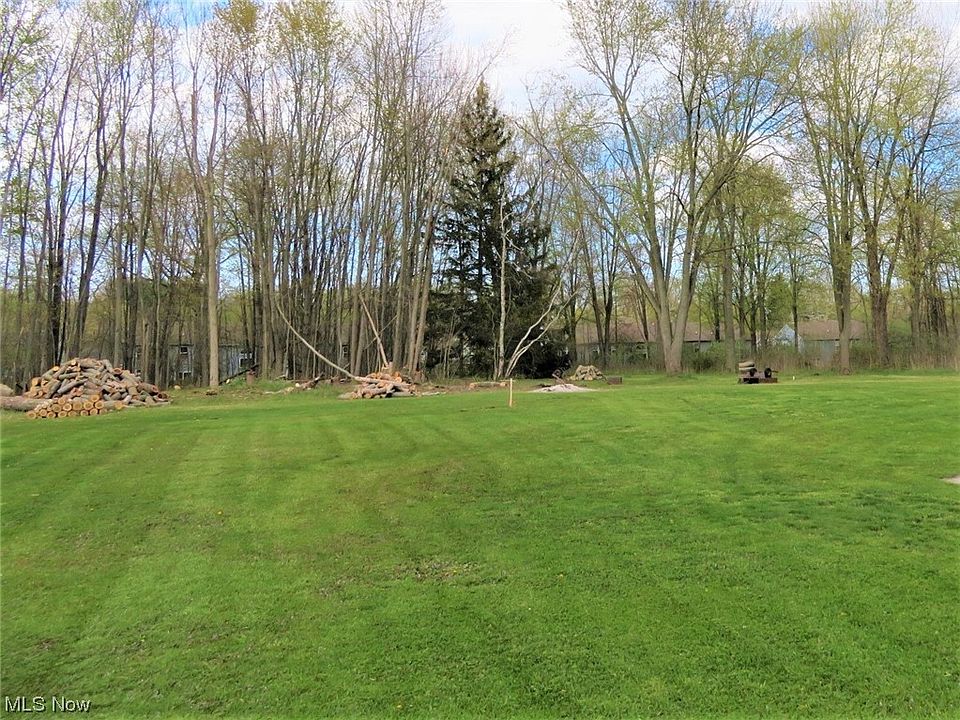 2nd image of Schadden Rd