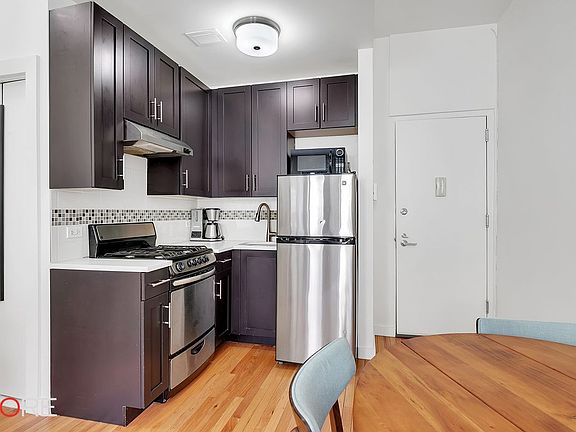 3rd image of 159 W 85th St APT 4D
