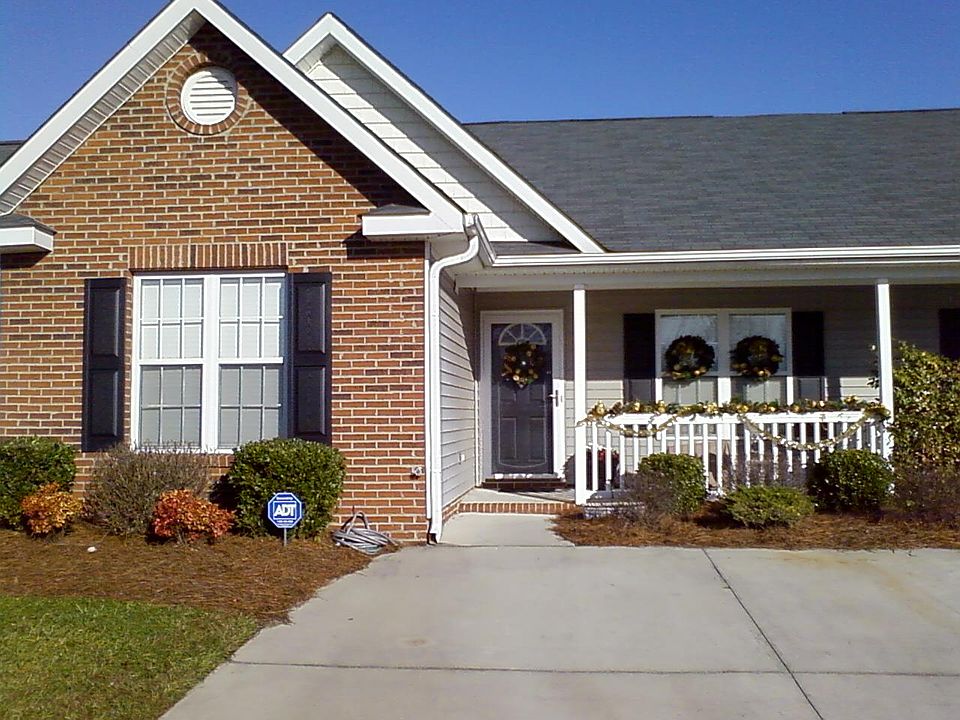 Front of  townhouse