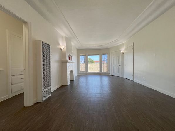 1735 E 10th St APT C