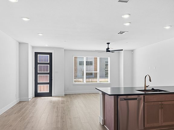 5th image of 2541 Huxley Mews