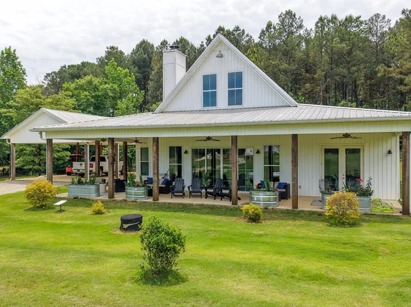 11 Pinewell Dr, Cropwell, AL 35054
