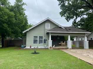 702 Avenue J, Brownwood, TX 76801