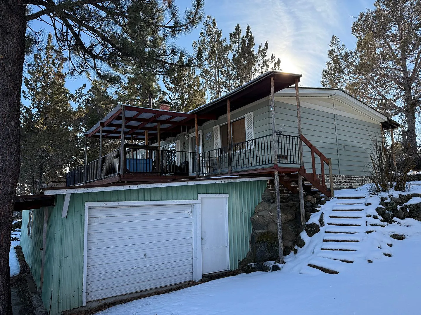 2 Bedroom, 2 Bath Furnished Lake Front Rental — Photo 2