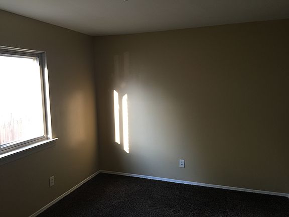 3rd image of 6051 Whitefield St
