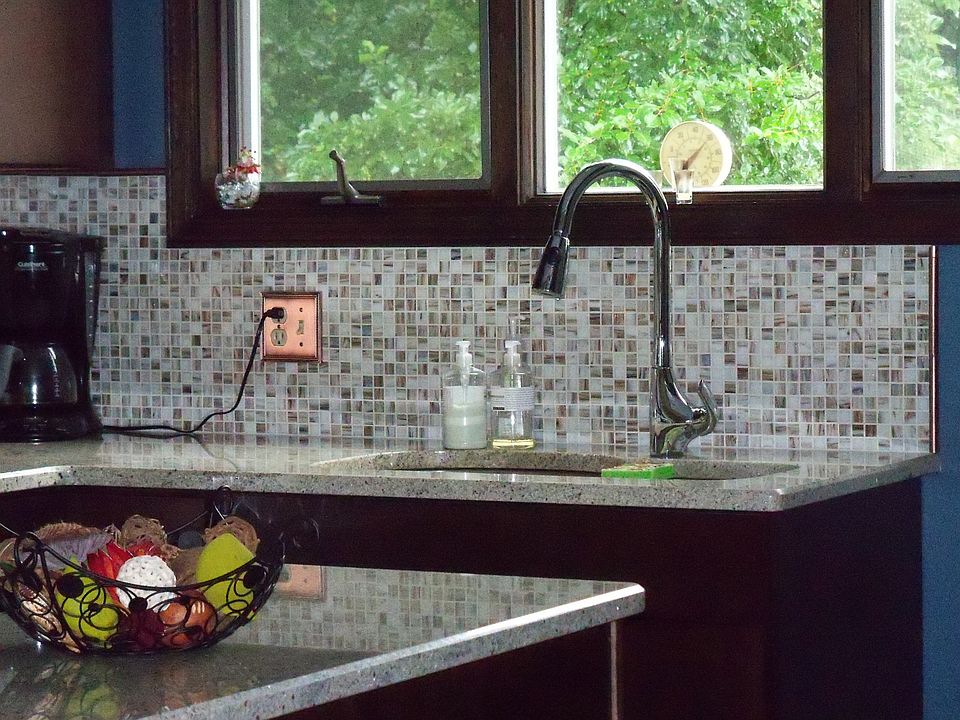 1st image of 21 Dixon Ave