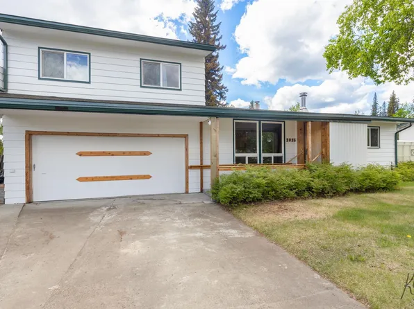 2035 Esquire Ave, Fairbanks, AK 99709