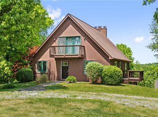 385 Fletcher Rd, Beaver, PA 15009