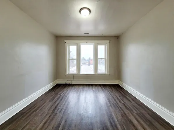 440 Leonard St NW #2, Grand Rapids, MI 49504