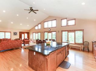 9384 Jarrod Ave S, Cottage Grove, MN 55016