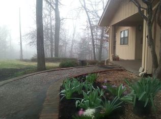 2 Somerton Ln, Bella Vista, AR 72715