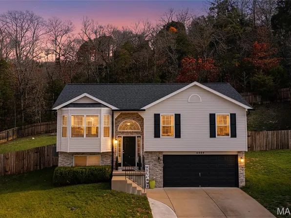 6404 Glenstone Dr, Imperial, MO 63052