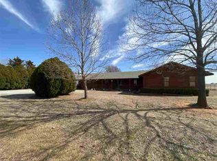 402 S Jeff St, Apache, OK 73006