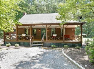263 Quarters Cove Dr, Weems, VA 22576