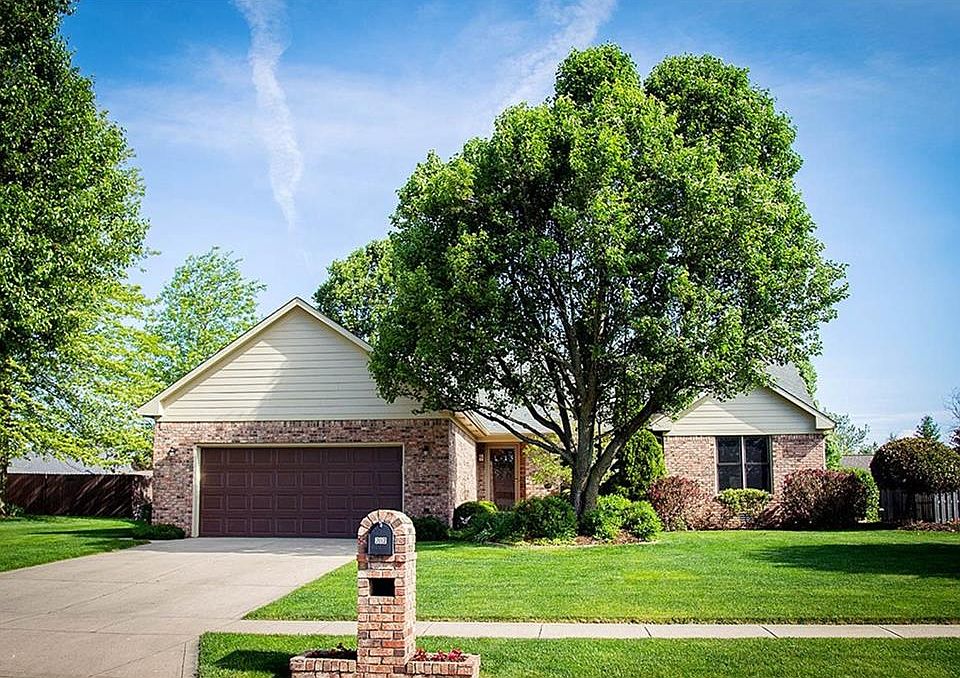1st image of 212 Woodland Pl