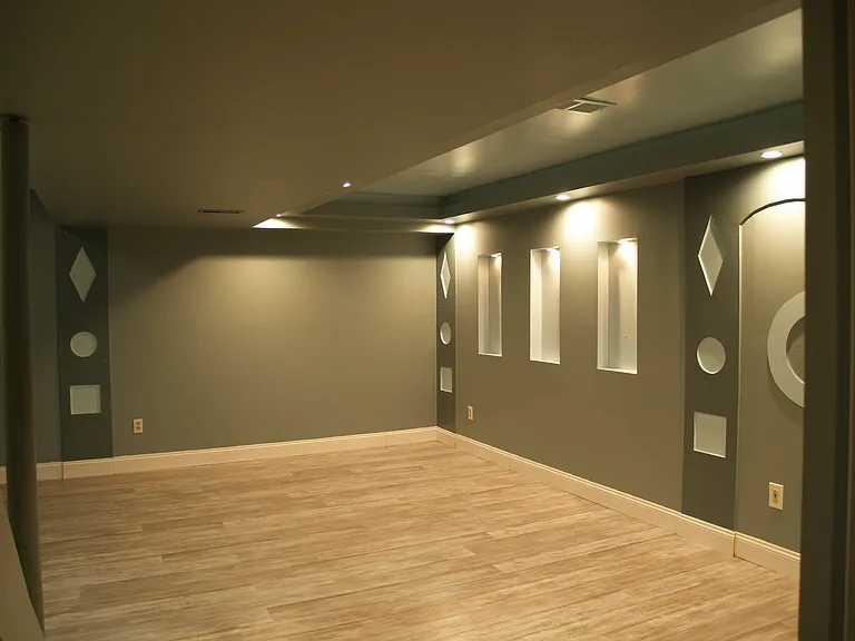 2419 S Gray Dr — Photo 32