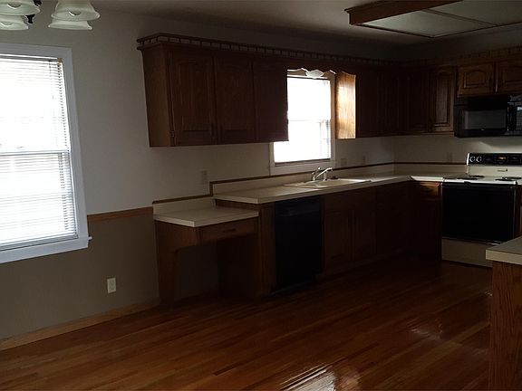 2nd image of 604 W 20th Ave