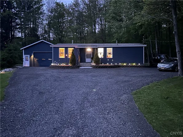 6361 Trenton Rd, Utica, NY 13502