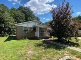 11 Victor Ct, Greer, SC 29651