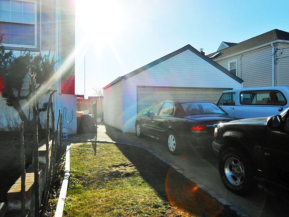 5th image of 115 Lawson Ave