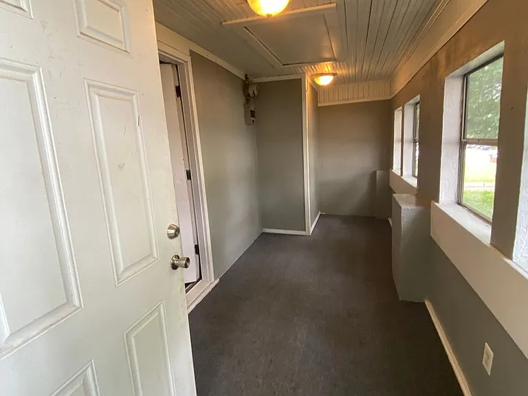 710 W Chicago St — Photo 3