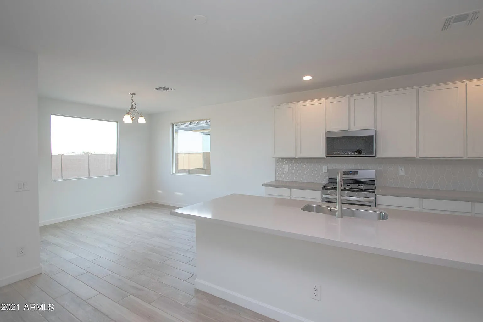 3 bed, 1567 sqft, $2,275 — Photo 4