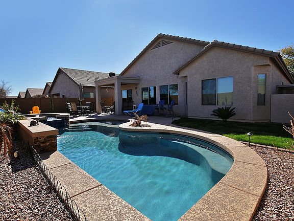 2nd image of 3575 N Balboa Dr