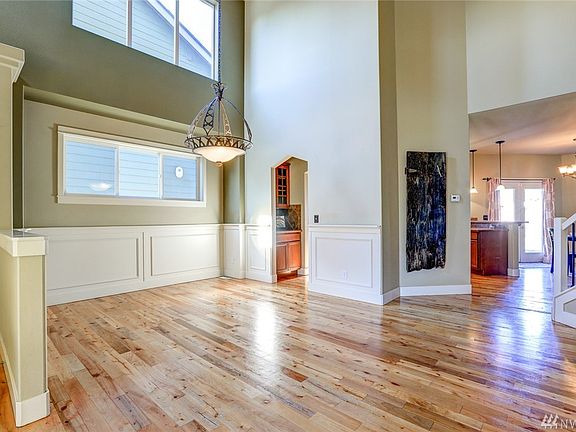 4th image of 13911 174th Street Ct E