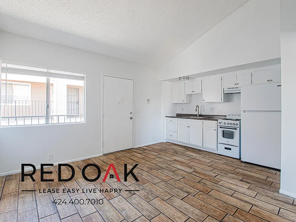 532 Nebraska Ave #303