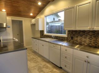 129 Newbury Ln, Thousand Oaks, CA 91320