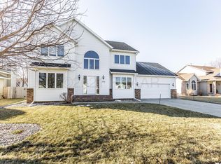 3016 37th Ave S, Fargo, ND 58104