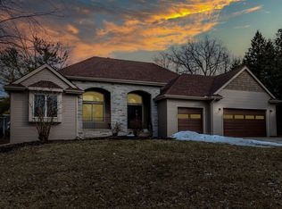 2323 Island View Dr, West Bloomfield, MI