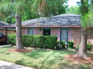 1256 Arcadia Dr, Baton Rouge, LA 70810