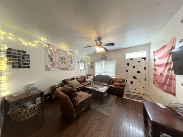 1715 Arlington St, Philadelphia, PA 19121