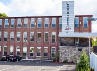 210 N Valley Ave APT 309, Olyphant, PA 18447