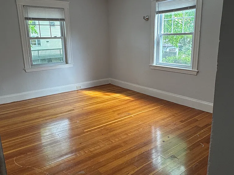 16 Edgewood Cir — Photo 6