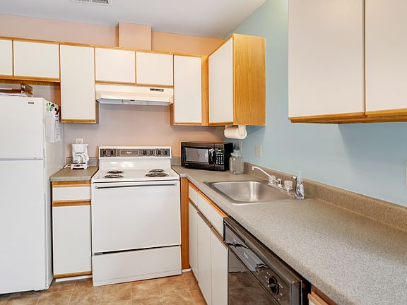 2nd image of 5194 Gerwyn Cir #G-5164