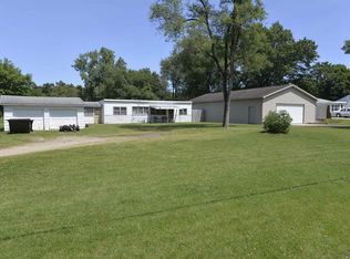 13425 Pokagon St, Mishawaka, IN 46545