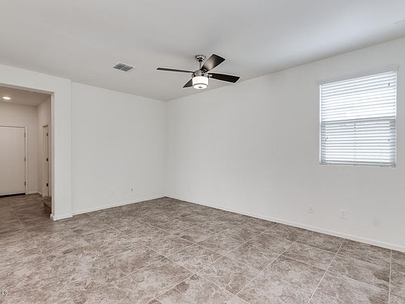 5th image of 3124 S Magnolia Ln